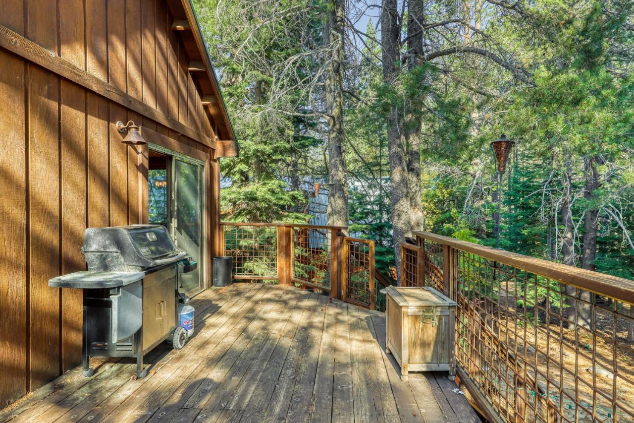 Tastefully-Updated, Classic Tahoe Family Home Truckee Exterior foto
